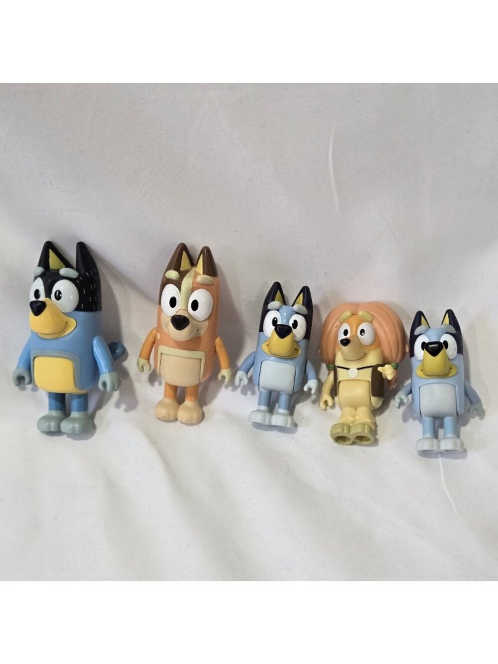 Lot Of 5 Bluey Action Figures PVC Mom Dad Friend Indy Afghan Bluey